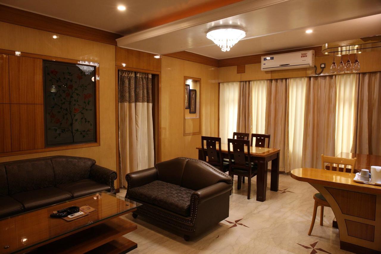 Hotel Welcome Palace Agartala Exterior foto