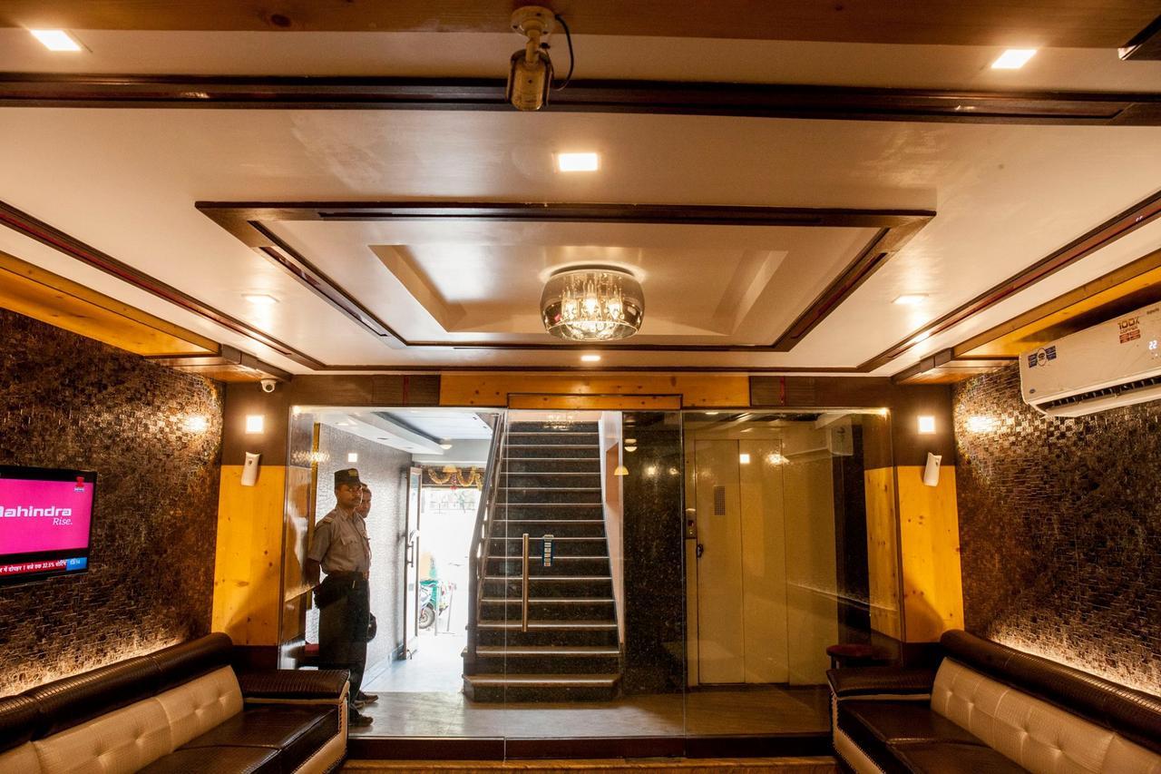 Hotel Welcome Palace Agartala Exterior foto